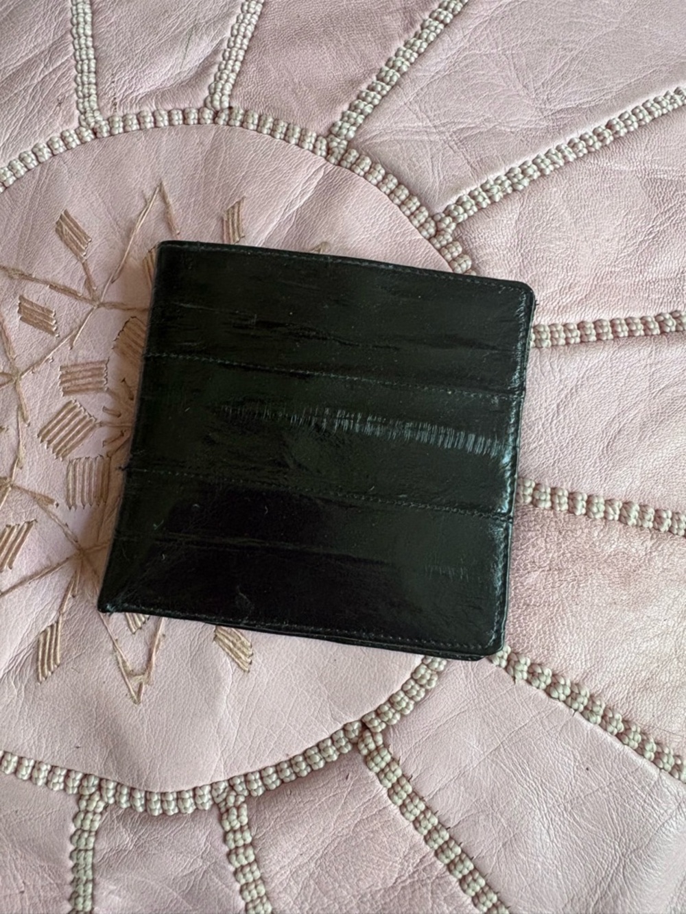 Black Eel Skin Bi-Fold Wallet - Classic Men's Accessory